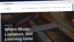 Publish Guest Post on astrodud.com